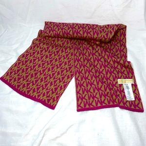 Michael Kors reversible scarf